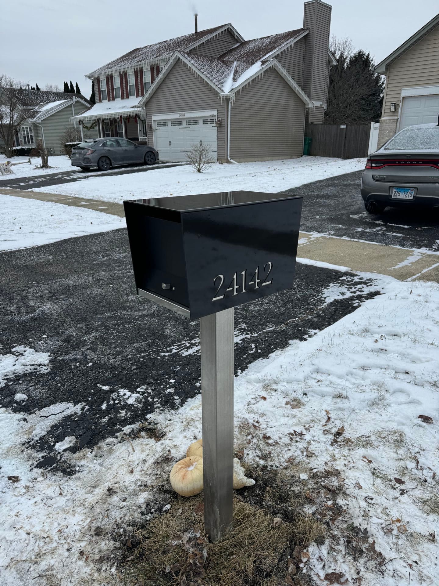 Mailbox installation by OnlyMailboxes