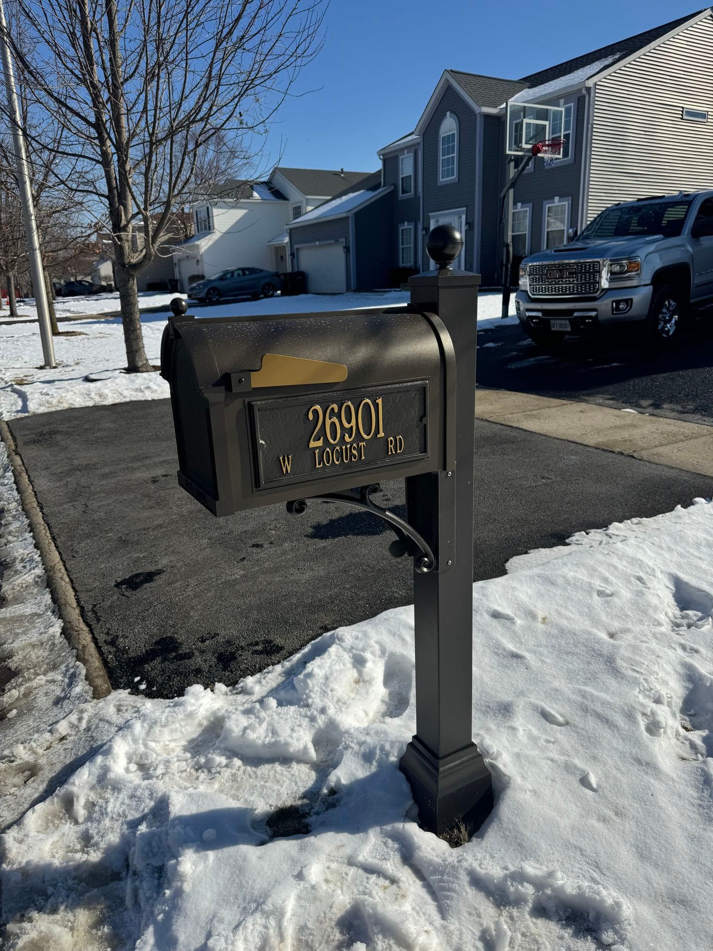 Mailbox installation by OnlyMailboxes