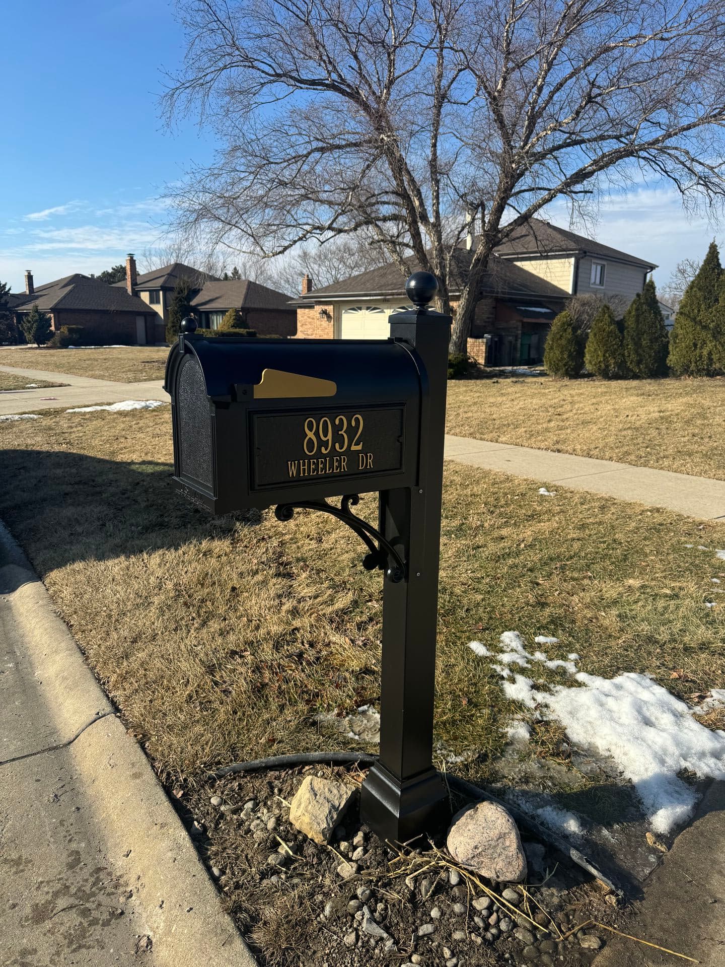 Mailbox installation by OnlyMailboxes